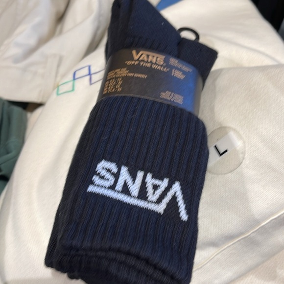 Vans Socks 3 pairs set CREW VANS.
"OFF THE WALL" Black/White
NWT - Picture 9 of 16